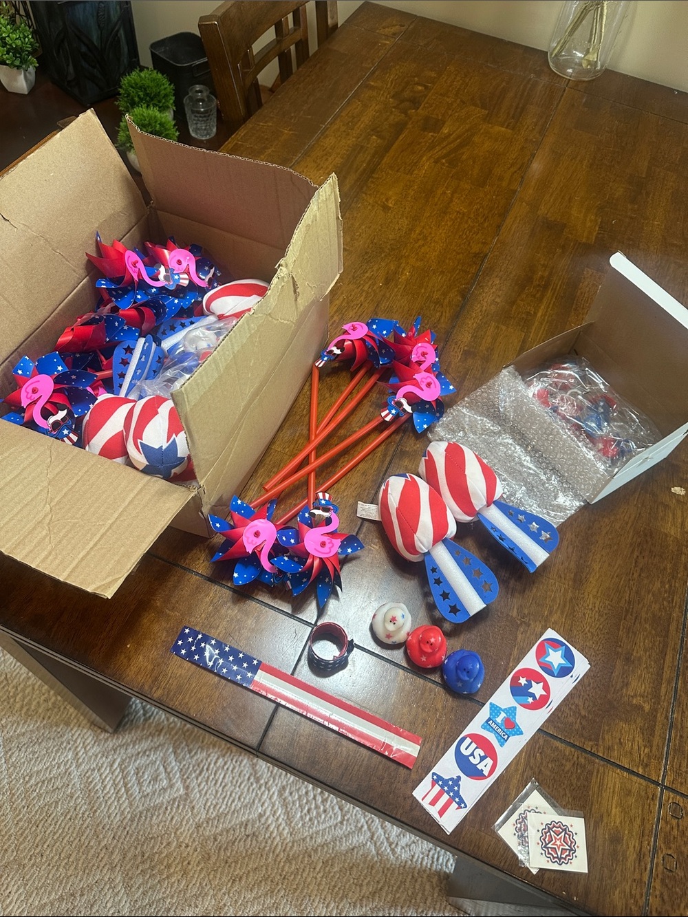 🇺🇸 Patriotic Red, White & Blue Party Favors - USA Themed Celebration Favors 🎇